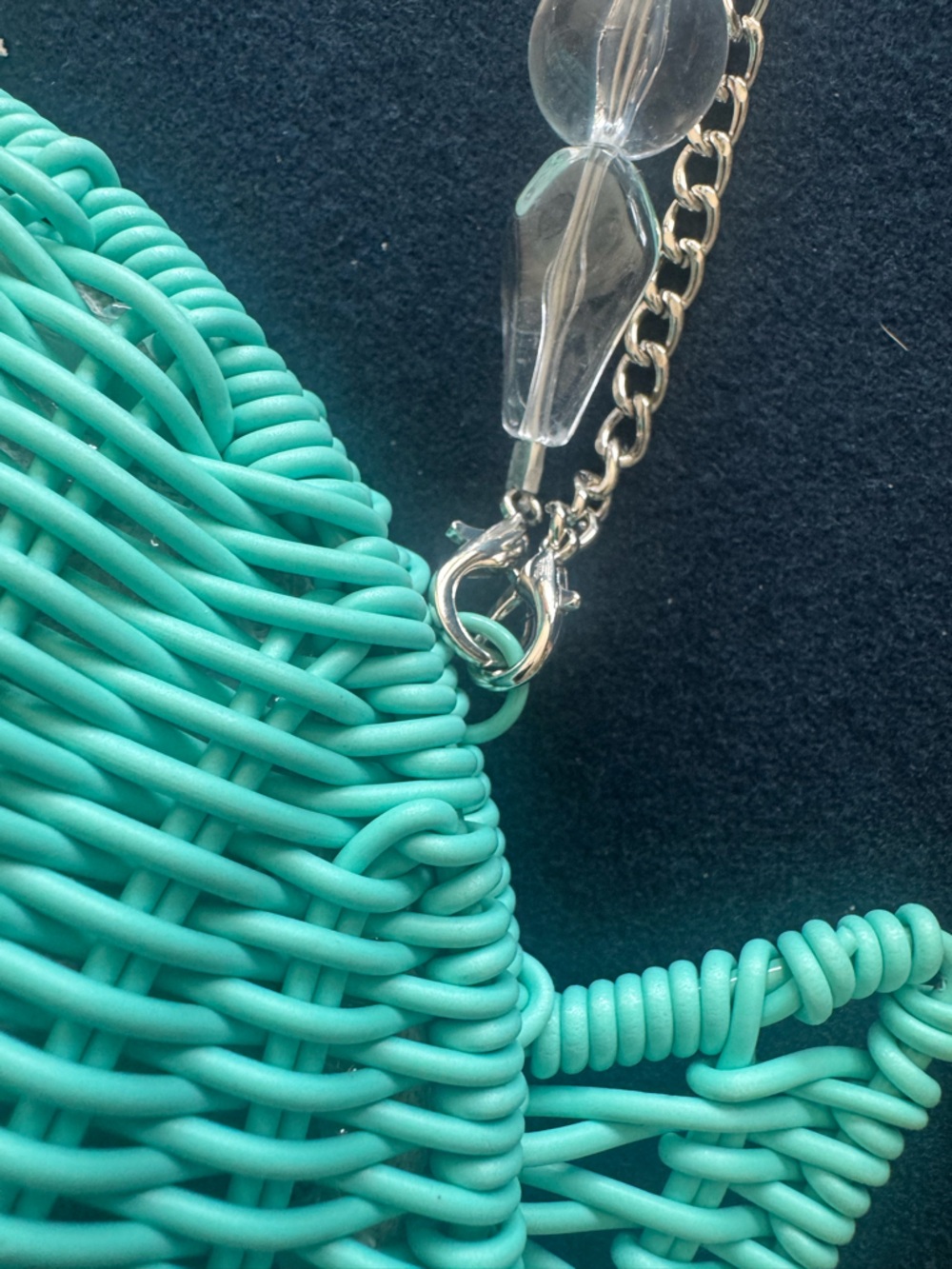 Tommy Bahama teal Woven Fish-Shaped bag:crossbody,handle or clutch!🐠versatile! - Picture 10 of 12